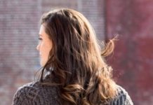 Вязание кардигана с косами