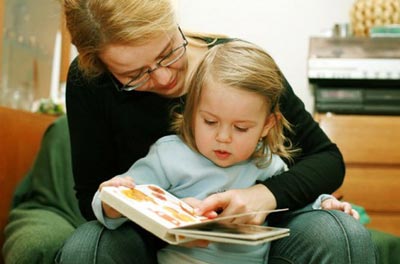 Чтение книг с трехлетним ребенком